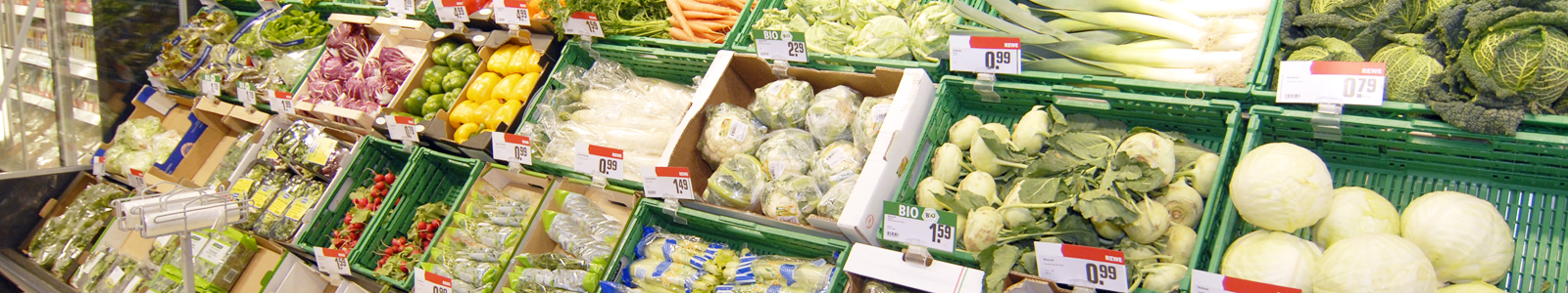 Gemüseabteilung im Supermarkt ©DLR